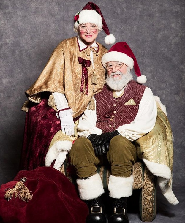 Santa and Mrs Clause